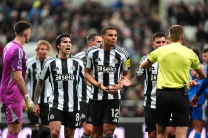 Newcastle visita a Liverpool en la fecha 24 de la Premier League.