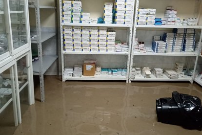 Los medicamentos, indispensables en estas emergencias, también han estado en riesgo.