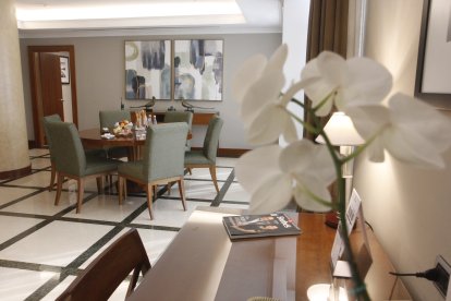 Messi llega con su cocinero personal.