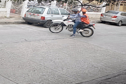ámaras de seguridad captaron la acción de los sicarios, incluso cuando huían en moto.