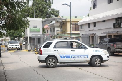 La Policía se encuentra en el lugar.