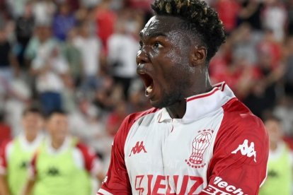 El ecuatoriano Jordy Caicedo goza de un gran momento goleador con Huracán en el inicio de la liga de Argentina 2025.