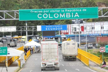 La tasa de seguridad del 30 % aplicada por Ecuador provocó la denuncia de Colombia ante la CAN y encendió la tensión comercial entre ambos países