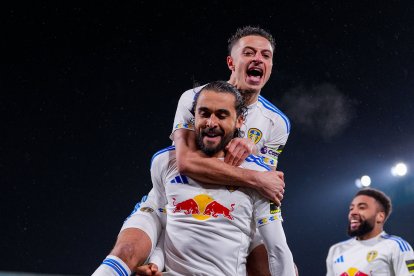 Leeds United llega ganando para el duelo ante Chelsea, por la fecha 26 de la Premier League.