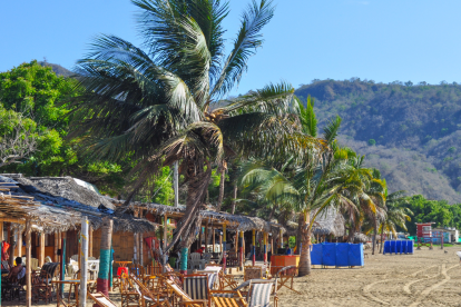 Durante el feriado de carnaval, los ecuatorianos aprovechan para viajar a la playa.