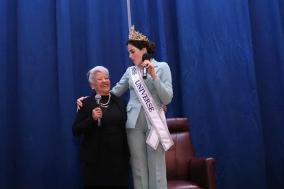 Durante el conversatorio en el Gobierno Provincial, la soberana del mundo, Fátima Bosch le hizo el pedido a Susy Urrutia, sobre un jugo para el soroche.