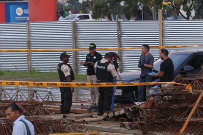 El crimen ocurrió a la entrada de una plaza comercial en La Aurora.