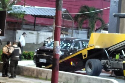 La escena del crimen en el kilómetro 4,5 de la vía a Daule, en Guayaquil.