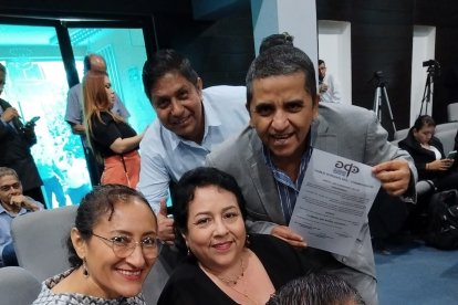 Napoleón Domenech en el 2025 recibió un homenaje a su carrera periodistica.