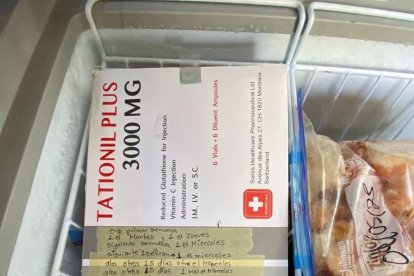 Tationil Plus es un antioxidante que neutraliza los radicales libres y las especies reactivas de oxígeno, protegiendo a las células del daño oxidativo.