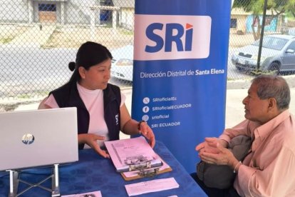 Los adultos mayores pueden acercarse al SRI para consultar el estado de su trámite.