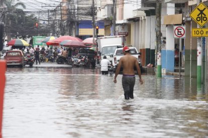 Este miércoles hay zonas aún inundadas en Milagro.