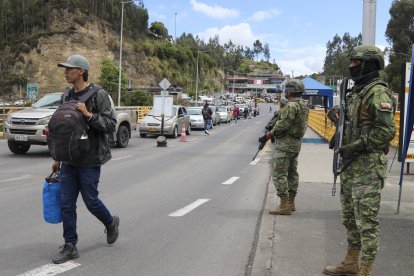 El aumento del arancel entrará en vigencia el 1 de marzo y responde, según el Gobierno, a la falta de medidas de seguridad en la frontera con Colombia.