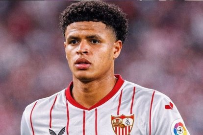 El volante nacido en Tena dio el salto a Europa tras el acuerdo entre Independiente del Valle y Sevilla FC.