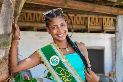 Zizi Capurro, Reina 2025 del cantón Muisne.