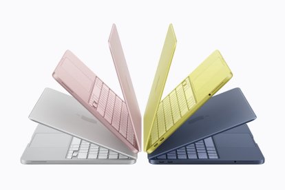 La MacBook Neo combina elegancia y frescura con su chasis de aluminio ultraligero, disponible en plateado, índigo, rosa pálido y un vibrante tono cítrico que marca tendencia
