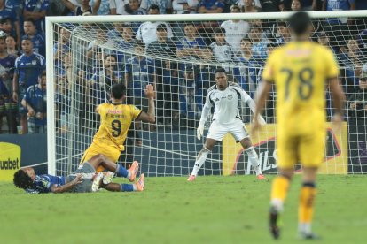 Pedro Ortiz reveló que en los entrenamientos han trabajado en la concentración defensiva.