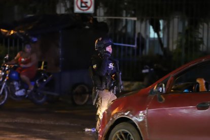 Hubo un fallecimiento afuera del Hospital Teodoro Maldonado Carbo.