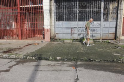 Sector donde ocurrió la balacera que dejó dos muertos y un herido en el centro de Guayaquil.