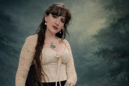 La médium Esther Figueroa cree que el mundo vive una guerra psicológica.