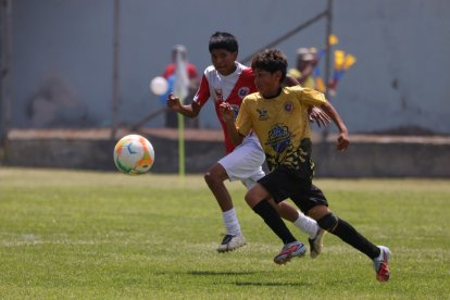 La selección de fútbol Sub-14 de Alangasí jugará la final ante Tumbaco.