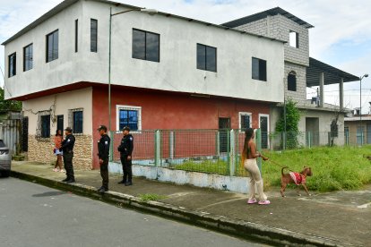 Este lunes, agentes policiales realizaron un resguardo en la zona.
