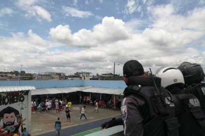 Los dos sujetos procesados por el crimen del ingeniero permanecen en la cárcel de Quevedo.