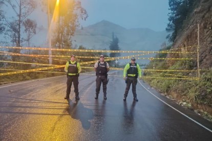En Cotopaxi hubo sectores donde se cerraron las vías.