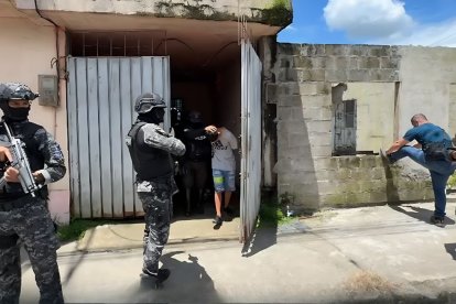 Los implicados serían parte del grupo criminal R7, que opera en Santo Domingo de los Tsáchilas.