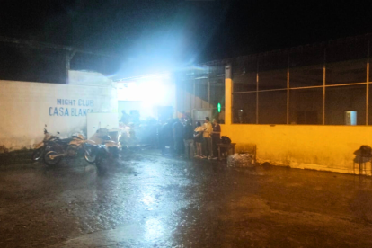 El hecho ocurrió cuando la mujer atendía el local, en Montalvo.