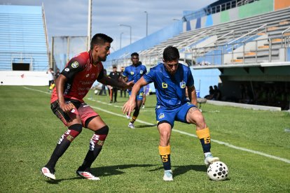 Delfín pelea por los primeros puestos en la tabla de la LigaPro 2026.
