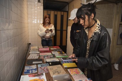 Durante la exposición también hubo un espacio donde había venta de libros.