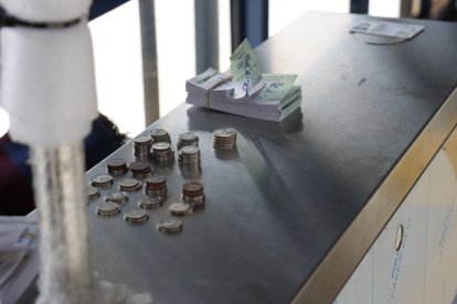 Todavía se podrá pagar con monedas.