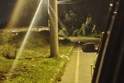 El cuerpo de la víctima habría sido arrojado desde un carro en Pedro Moncayo.
