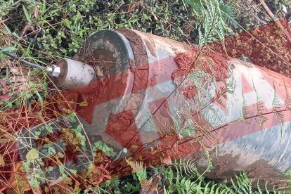 Una familia campesina, en la frontera de Ecuador y Colombia, fue la que alertó sobre el artefacto explosivo que está siendo investigado.