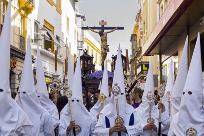 Esta festividad está rodeada de enigmas astronómicos, sacrificios físicos extremos y tradiciones que hunden sus raíces en la Edad Media