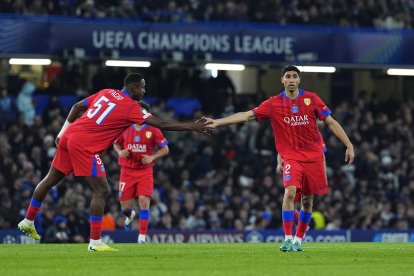 Willian Pacho es una de las figuras de PSG.