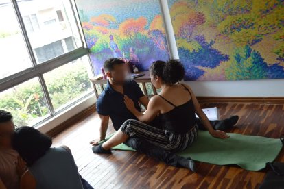 Imagen real de un taller de fitness sexual guiado por la especialista Mena.