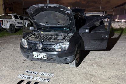 Este es el vehículo en el que se movilizaban los sospechosos.