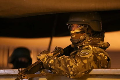 Controles militares se instalarán en los puntos de acceso a Guayaquil y Quito desde las 23:00.