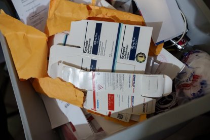 Medicamentos oncológicos incautados, sin registro sanitario, durante la investigación