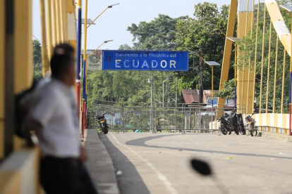 Cierre del Puente Internacional San Miguel, que conecta a San Miguel (Colombia) con la zona rural de Lago Agrio (Ecuador).