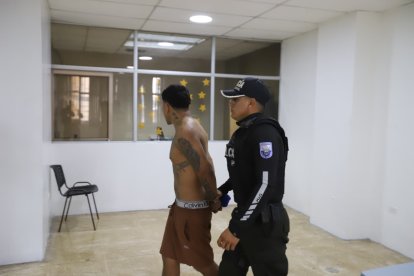 Policía informó sobre dos detenciones tras denuncias ciudadanas.