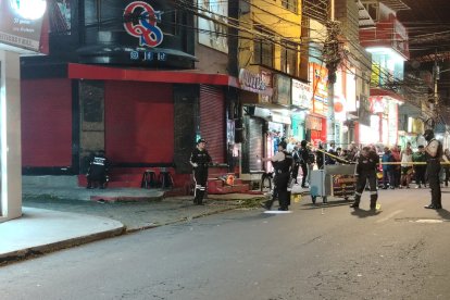 En este sitio fueron atacadas ambas personas mientras una de ellas vendía arepas en su puesto