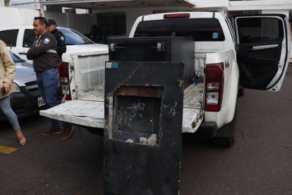 En esta caja fuerte estaba guardado el dinero.