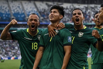 En la seminal del Repechaje FIFA para el Mundial 2026, Bolivia eliminó a Surinam.