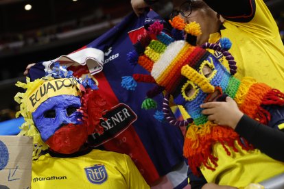 Aficionados de Ecuador que estarán presentes ante Países Bajos.