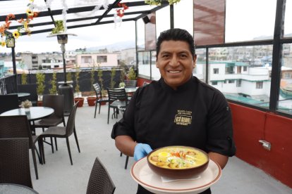 El restaurante José Manuel se encuentra en el Sur, en la calle Lino Curima y Serapio Japerabi.
