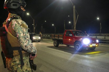 El último toque de queda, que rigió en cuatro provincias, dejó más de mil detenidos