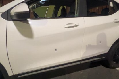 Los sospechosos se dieron bala con los policías mientras huyeron.